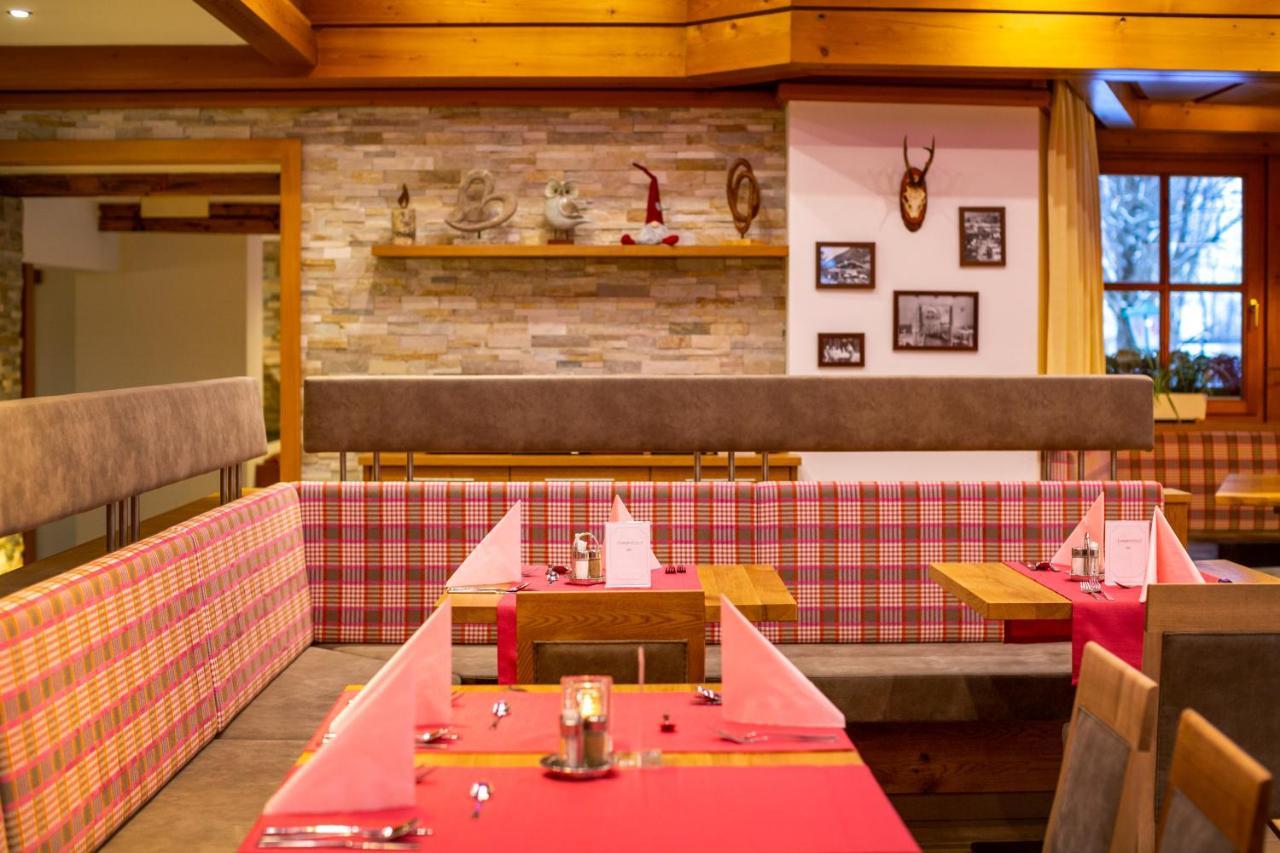 Hotel-Restaurant Lampenhaeusl Fusch an der Grossglocknerstrasse Экстерьер фото