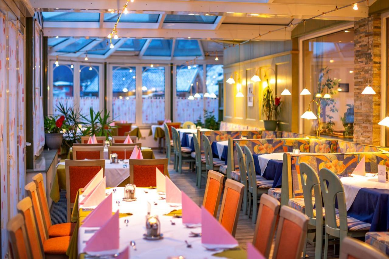 Hotel-Restaurant Lampenhaeusl Fusch an der Grossglocknerstrasse Экстерьер фото