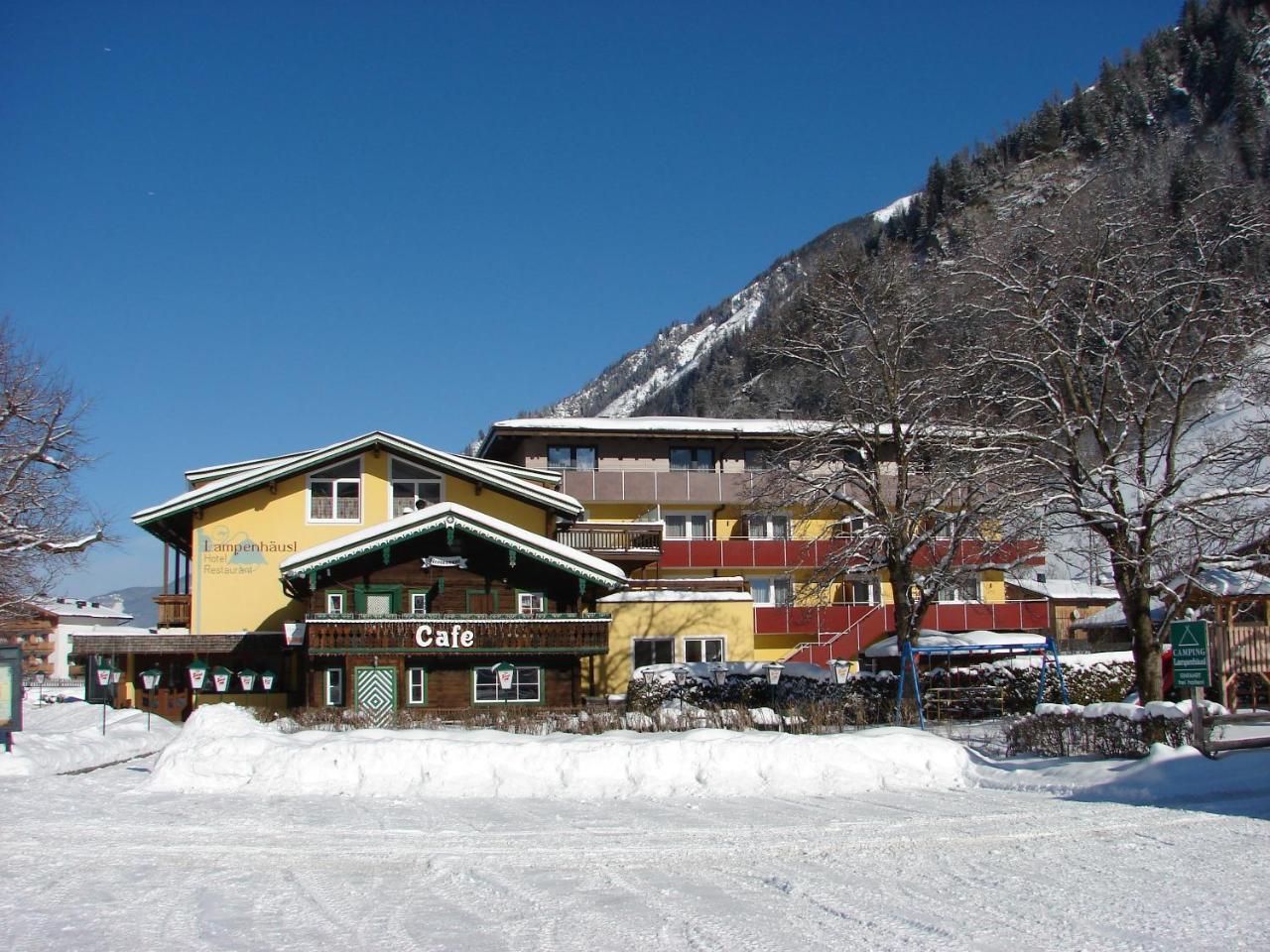 Hotel-Restaurant Lampenhaeusl Fusch an der Grossglocknerstrasse Экстерьер фото